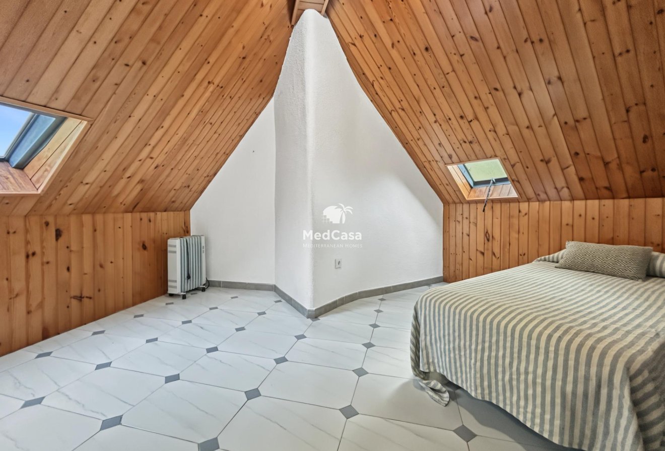 Wiederverkauf - Villa -
Orihuela Costa - Campoamor
