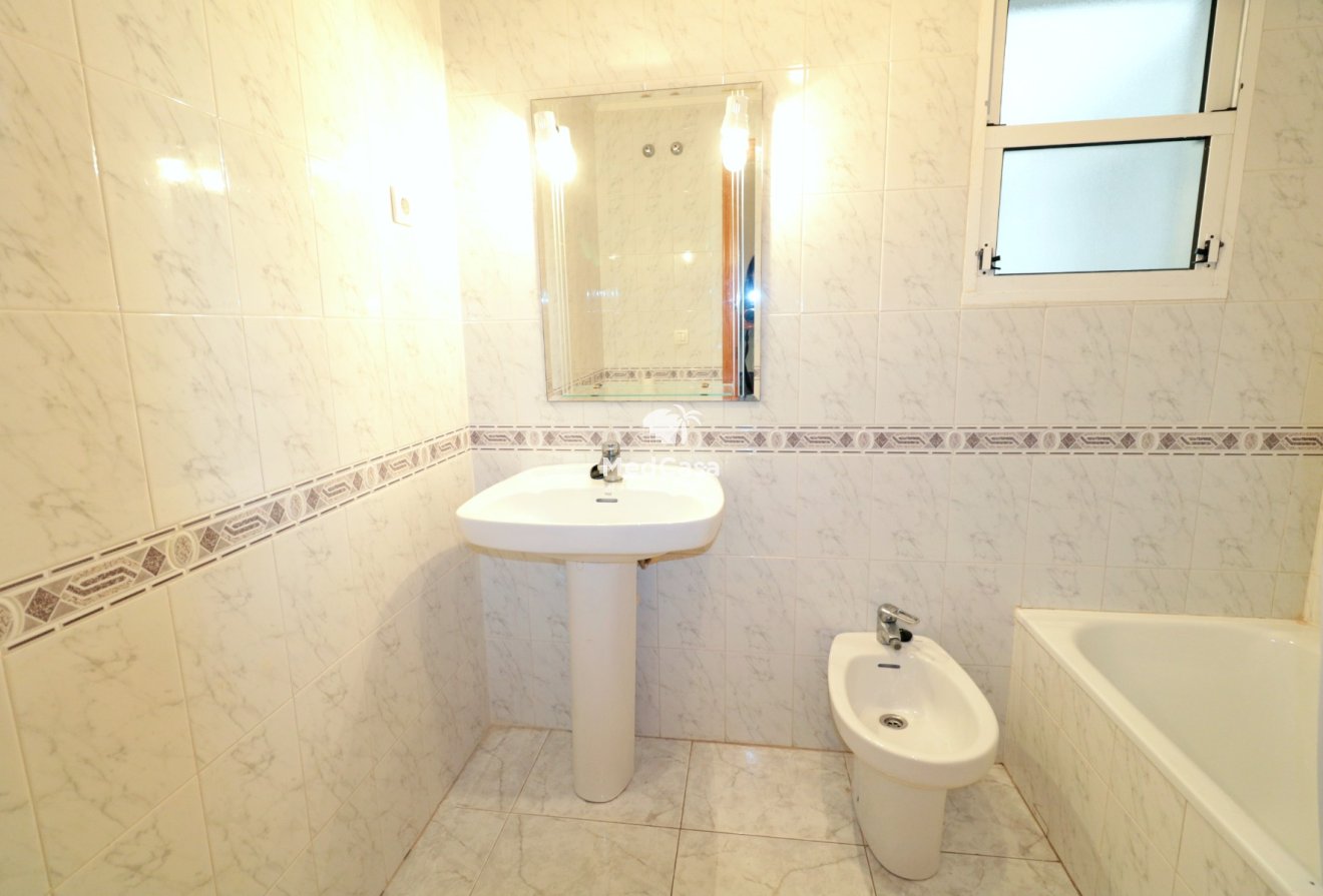 Wiederverkauf - Apartment -
Torrevieja - Playa del Cura