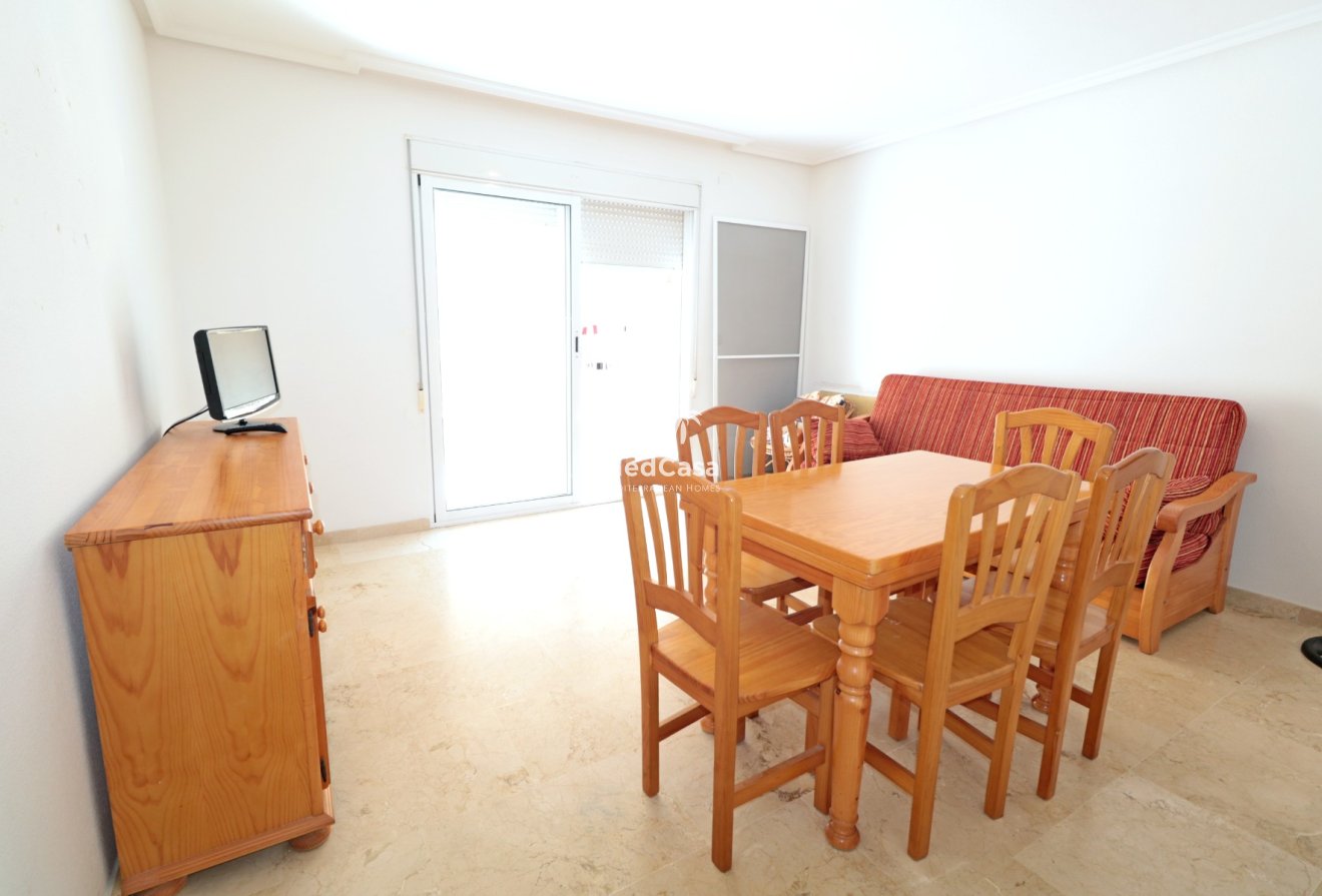 Wiederverkauf - Apartment -
Torrevieja - Playa del Cura