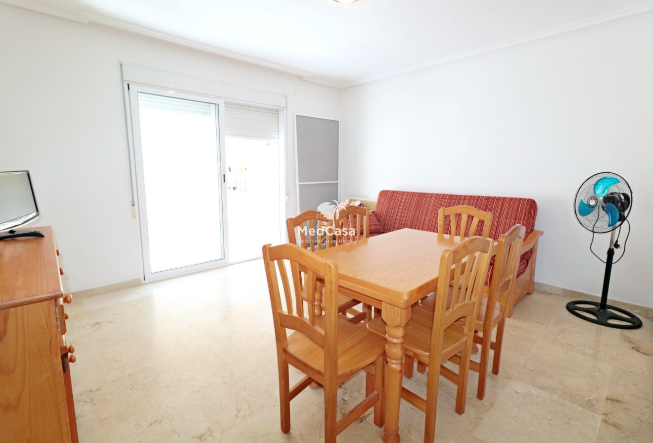 Wiederverkauf - Apartment -
Torrevieja - Playa del Cura