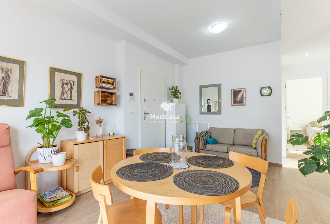 Wiederverkauf - Apartment -
Torrevieja - Nueva Torrevieja