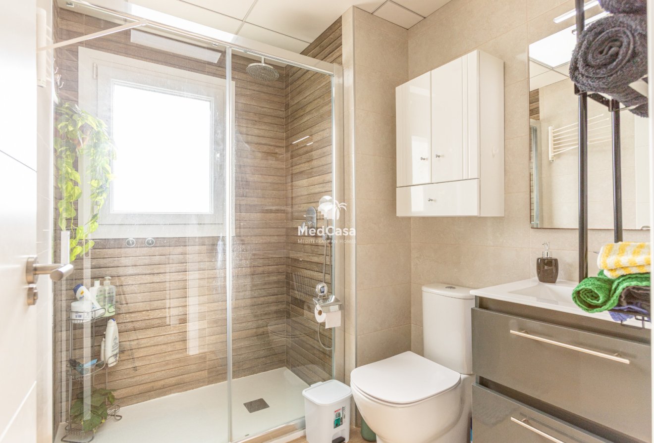 Wiederverkauf - Apartment -
Torrevieja - Nueva Torrevieja