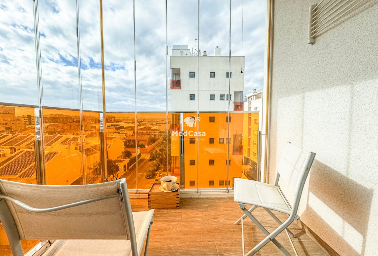 Wiederverkauf - Apartment -
Torrevieja - Nueva Torrevieja