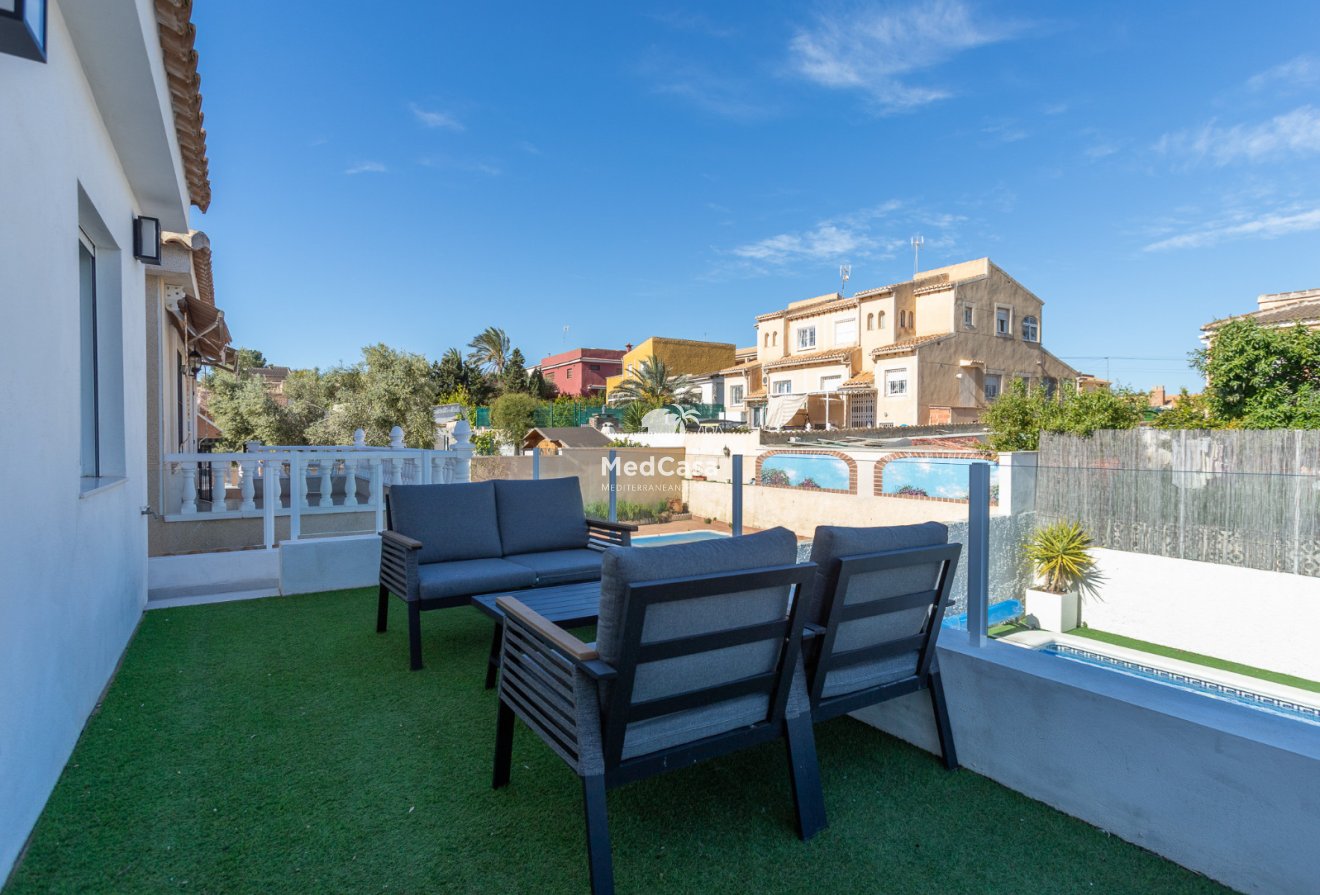 Wiederverkauf - Villa -
Los Balcones (Torrevieja) - Los Balcones