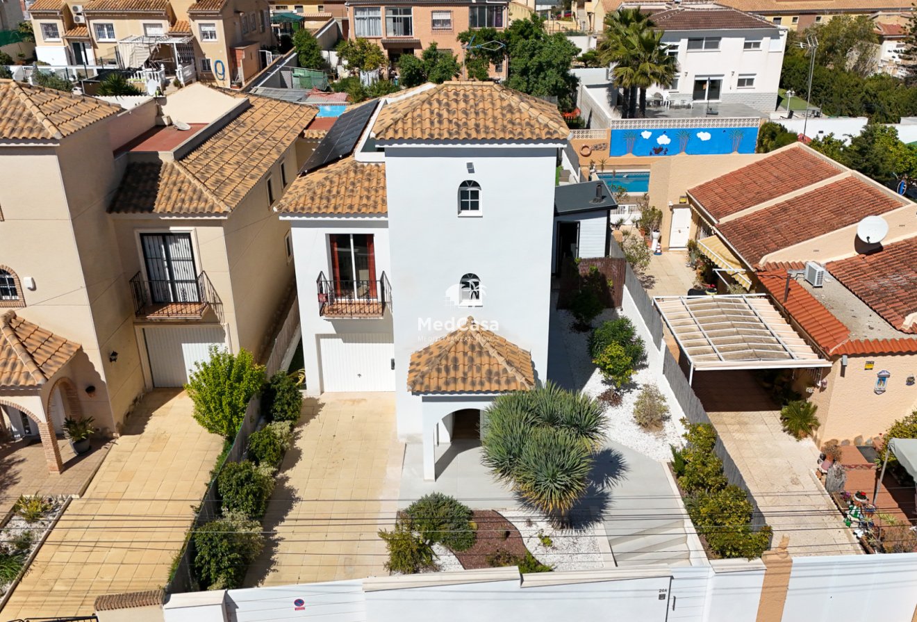 Wiederverkauf - Villa -
Los Balcones (Torrevieja) - Los Balcones
