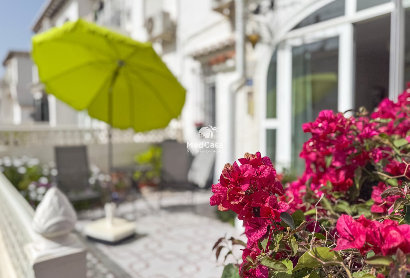 Resale - Apartment -
Torrevieja - Lago Jardin
