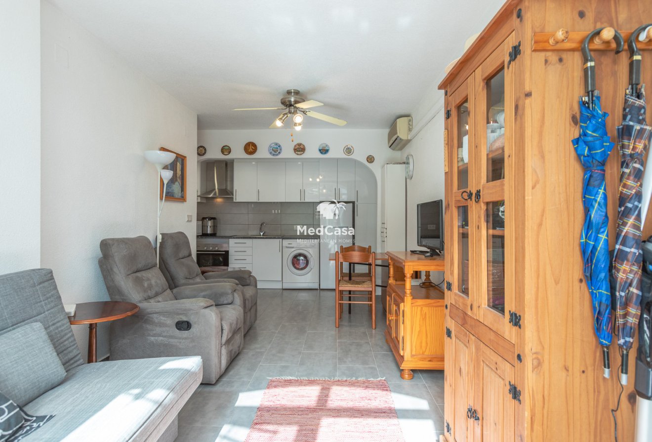 Resale - Apartment -
Torrevieja - Lago Jardin