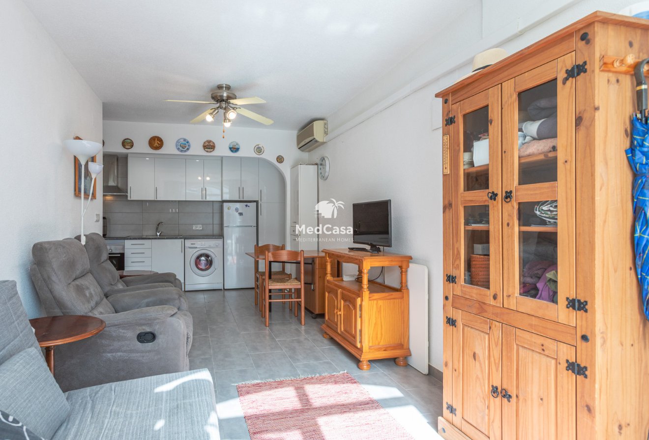 Resale - Apartment -
Torrevieja - Lago Jardin