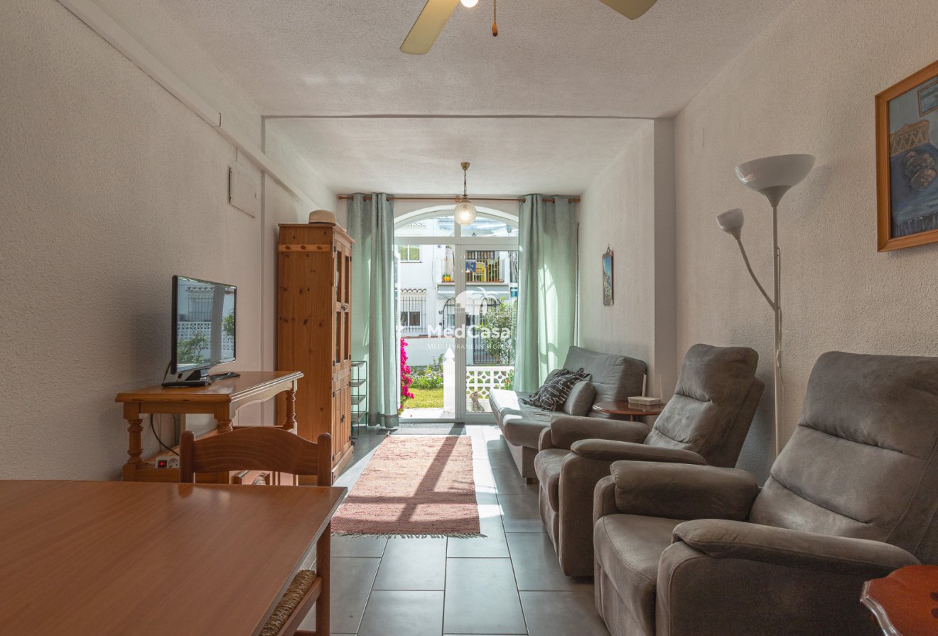 Resale - Apartment -
Torrevieja - Lago Jardin