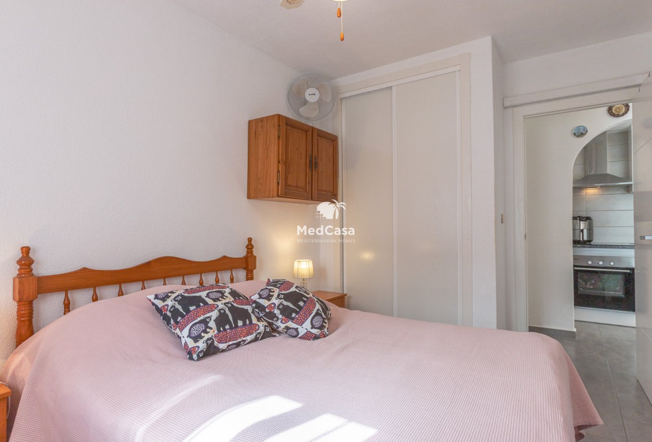 Resale - Apartment -
Torrevieja - Lago Jardin