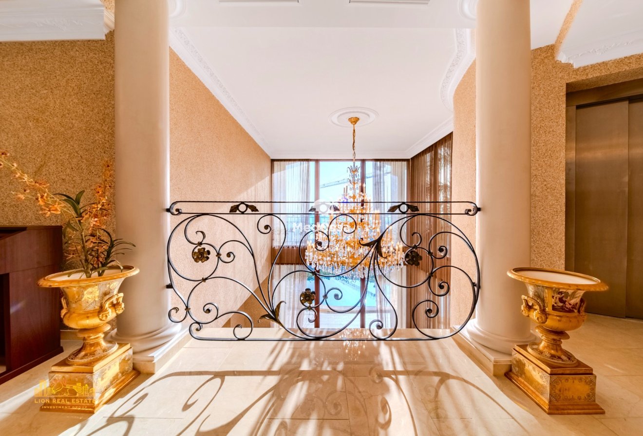 Wiederverkauf - Villa -
Altea