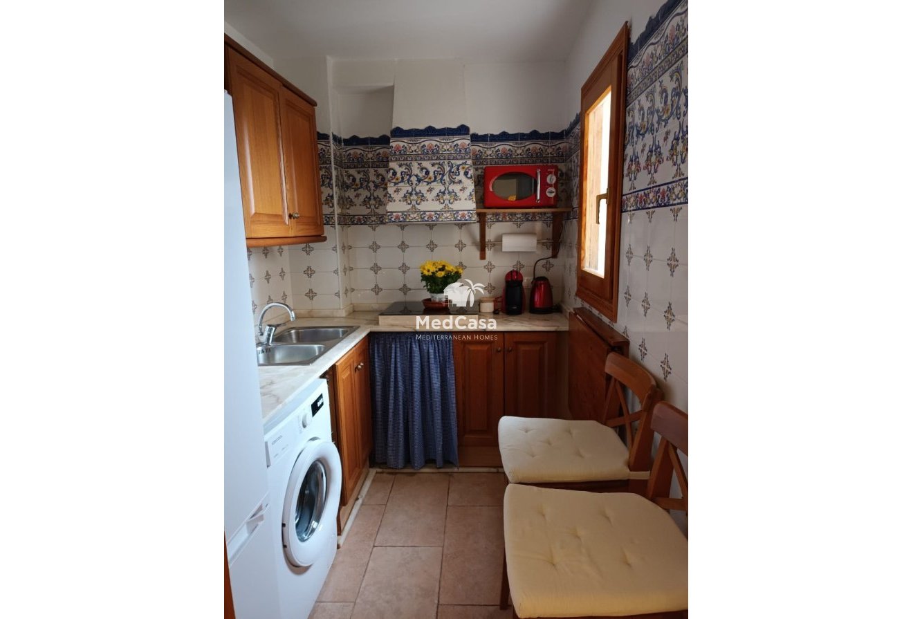 Resale - Apartment -
Altea - Pueblo