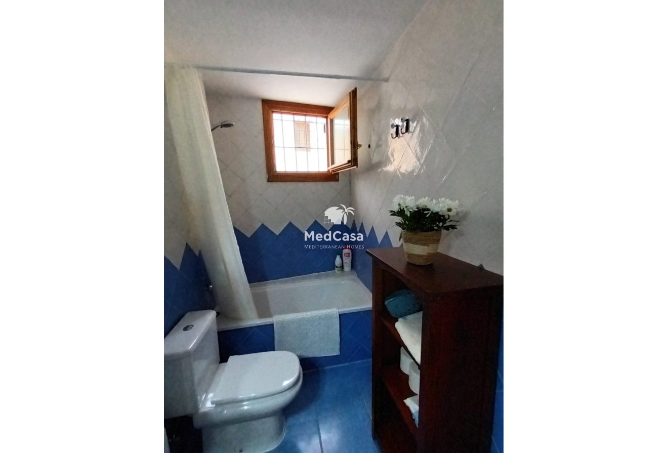 Resale - Apartment -
Altea - Pueblo