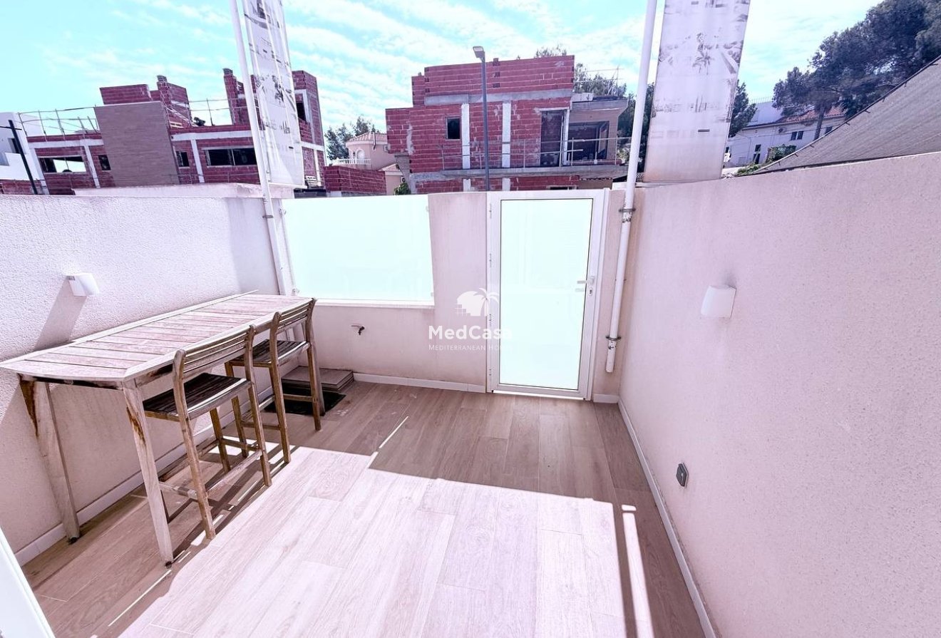 Resale - Townhouse -
Orihuela Costa - Las Filipinas