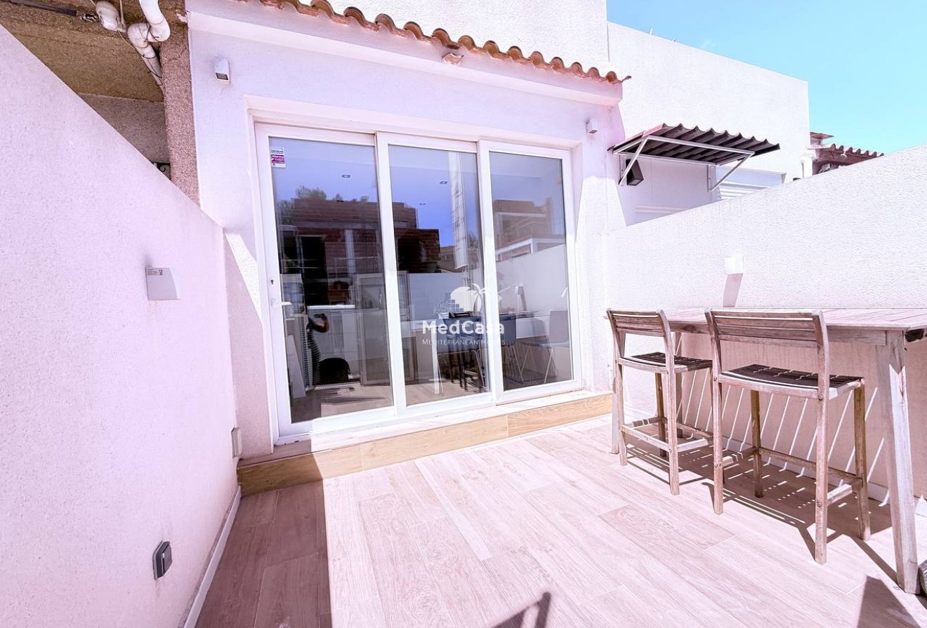 Resale - Townhouse -
Orihuela Costa - Las Filipinas