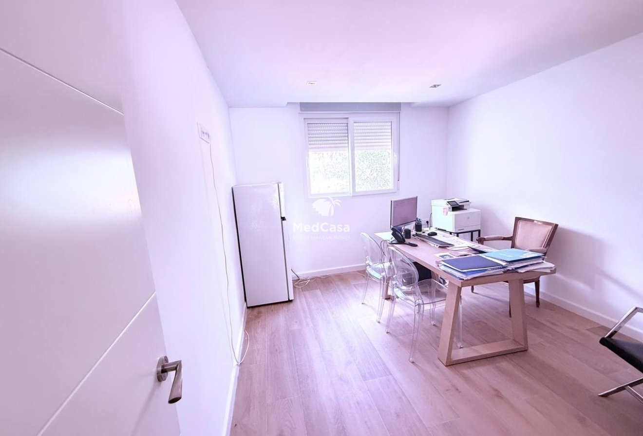 Resale - Townhouse -
Orihuela Costa - Las Filipinas