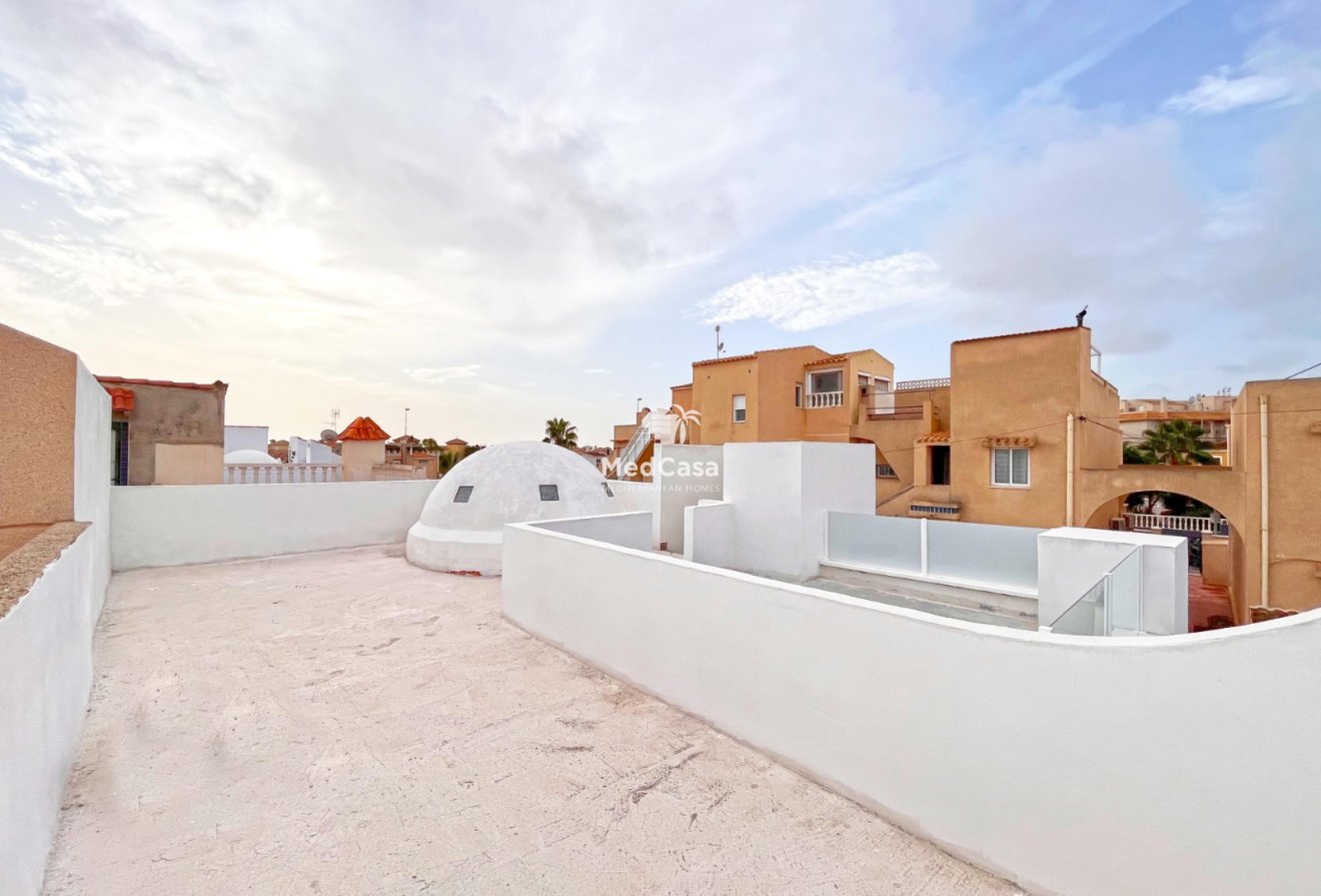 Resale - Townhouse -
Orihuela Costa - Playa Flamenca