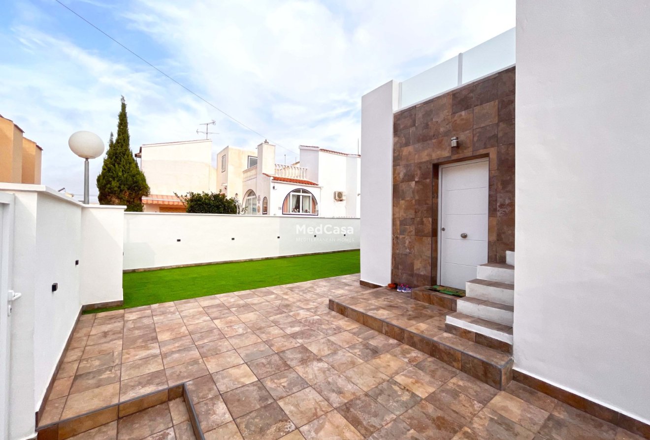 Resale - Townhouse -
Orihuela Costa - Playa Flamenca
