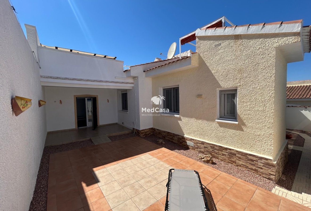 Segunda mano - Villa -
Ciudad Quesada - La Marquesa Golf