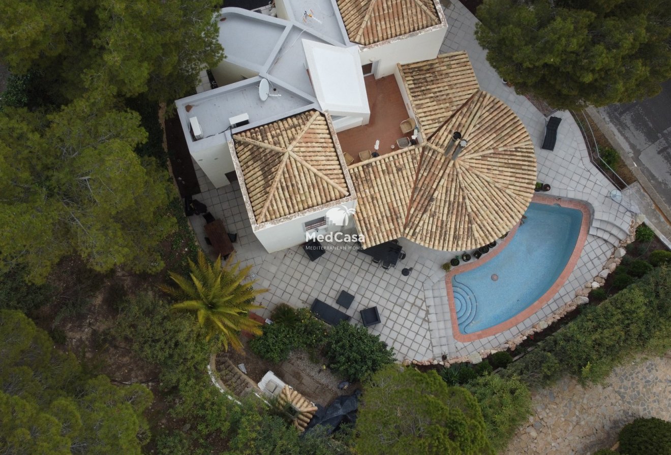 Segunda mano - Villa -
Altea - Marina Baja
