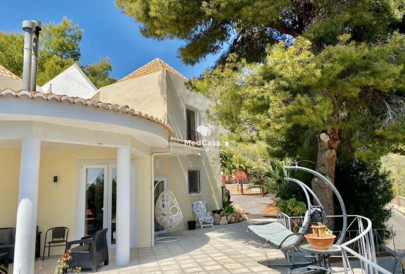 Segunda mano - Villa -
Altea - Marina Baja