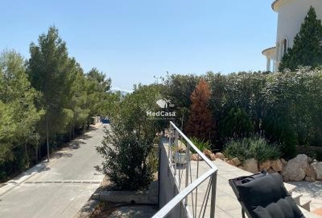Segunda mano - Villa -
Altea - Marina Baja