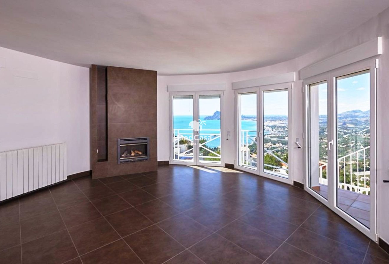 Resale - Villa -
Altea