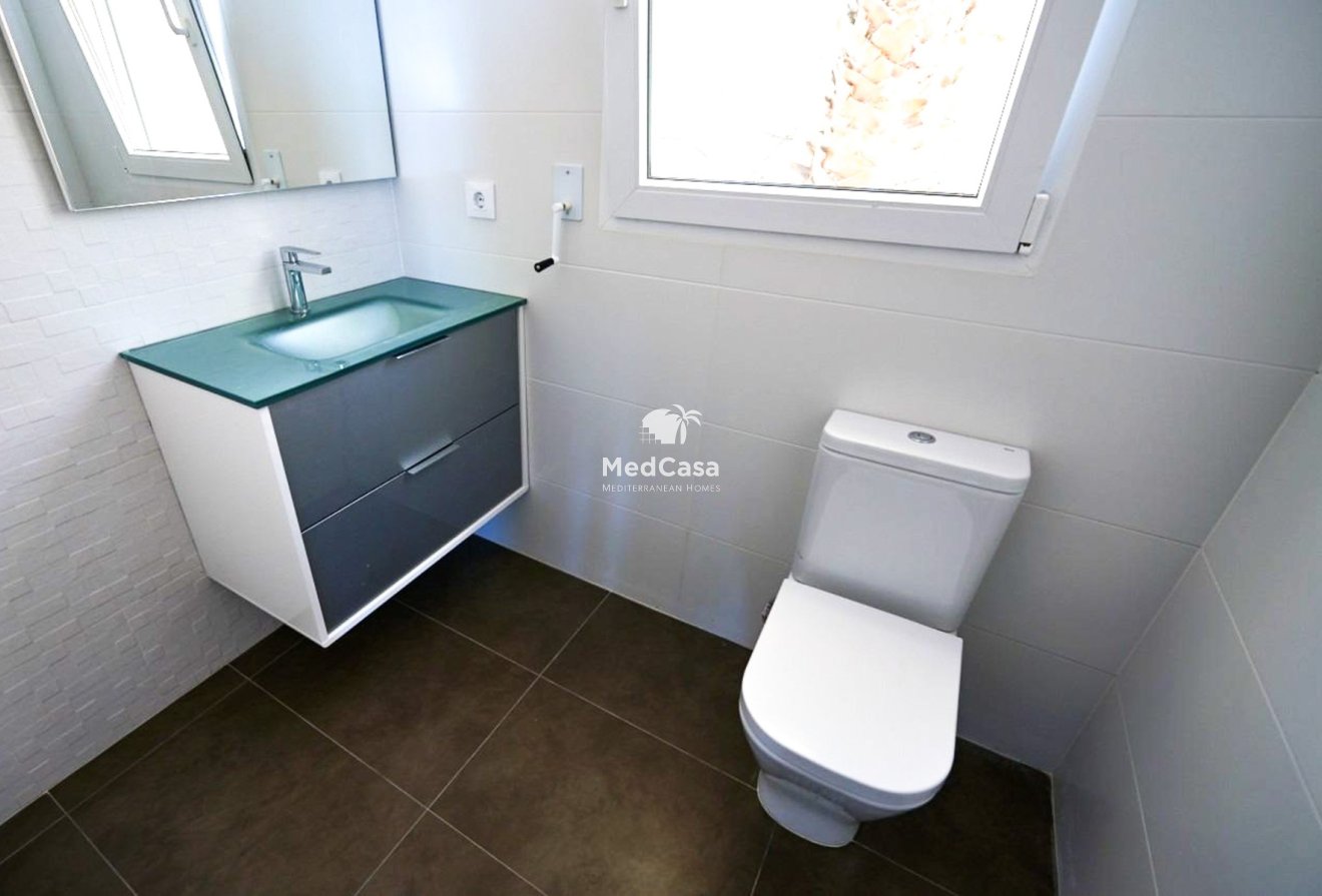 Resale - Villa -
Altea