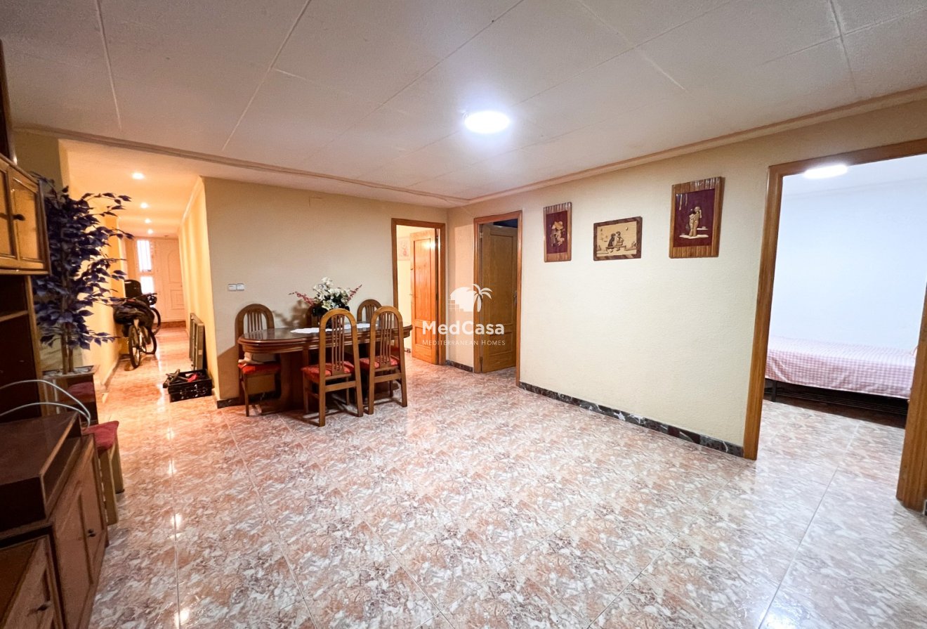 Wiederverkauf - Apartment -
Guardamar del Segura