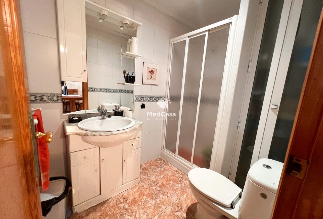 Wiederverkauf - Apartment -
Guardamar del Segura