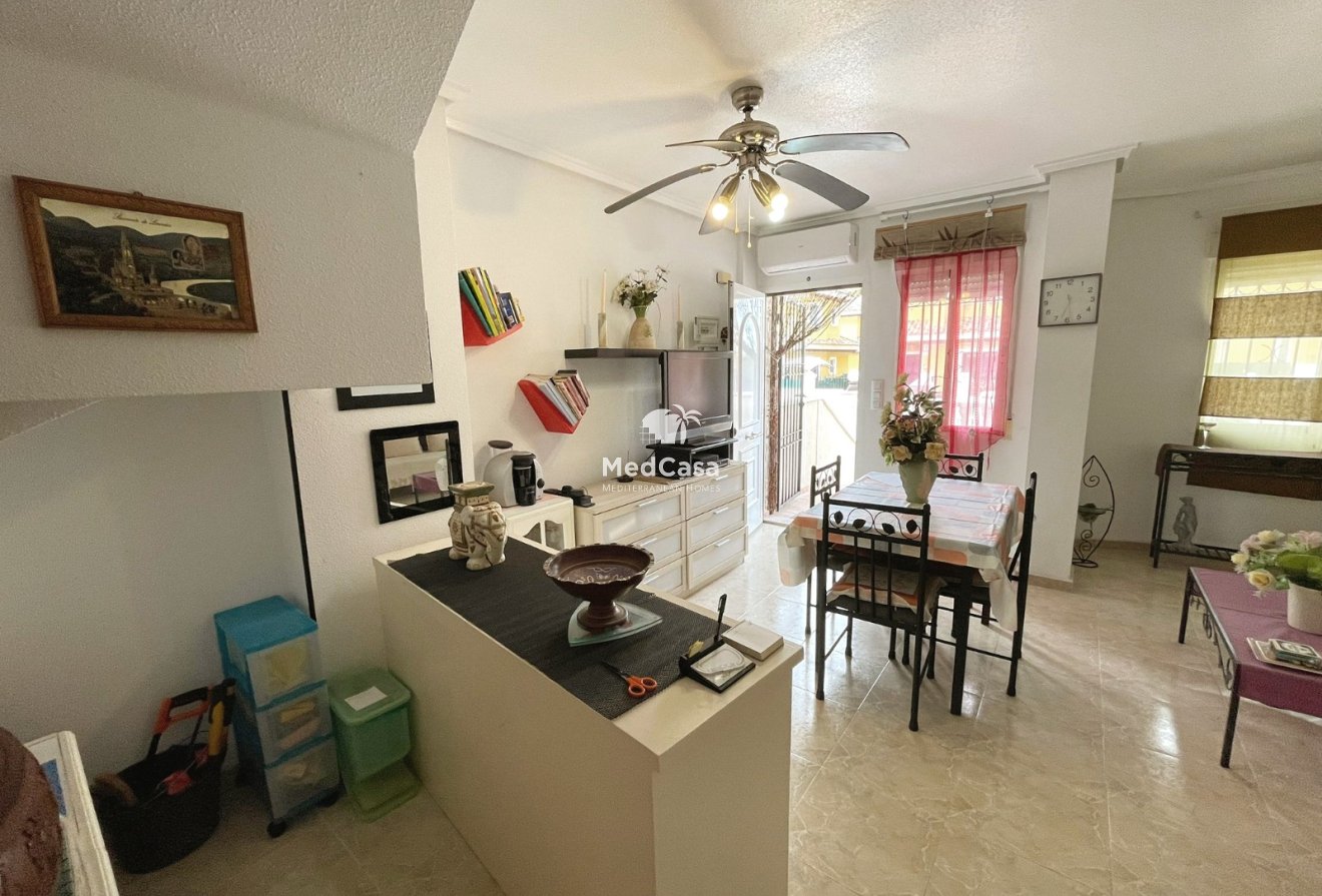 Resale - Townhouse -
Ciudad Quesada - Lo Marabú
