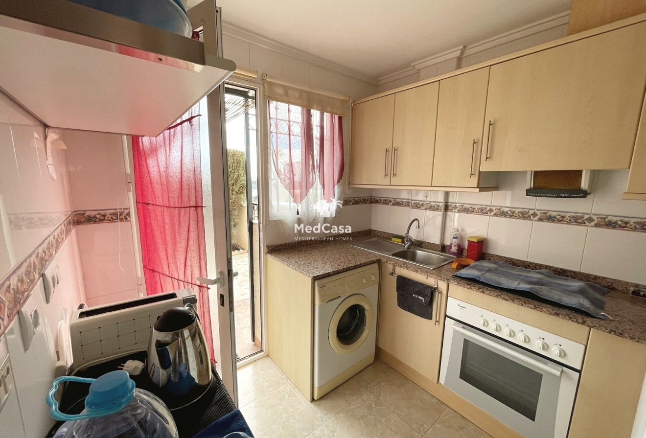 Resale - Townhouse -
Ciudad Quesada - Lo Marabú