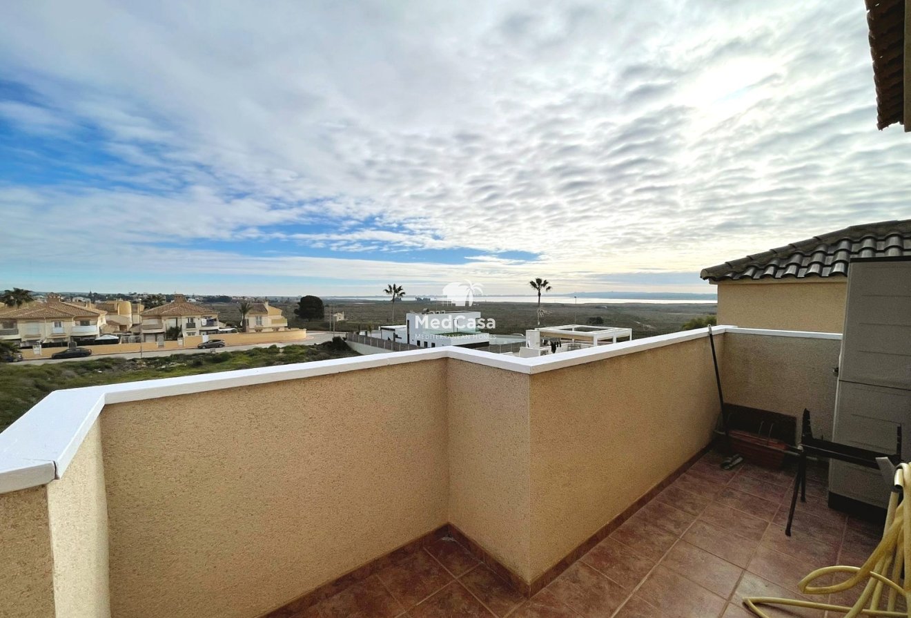Resale - Townhouse -
Ciudad Quesada - Lo Marabú