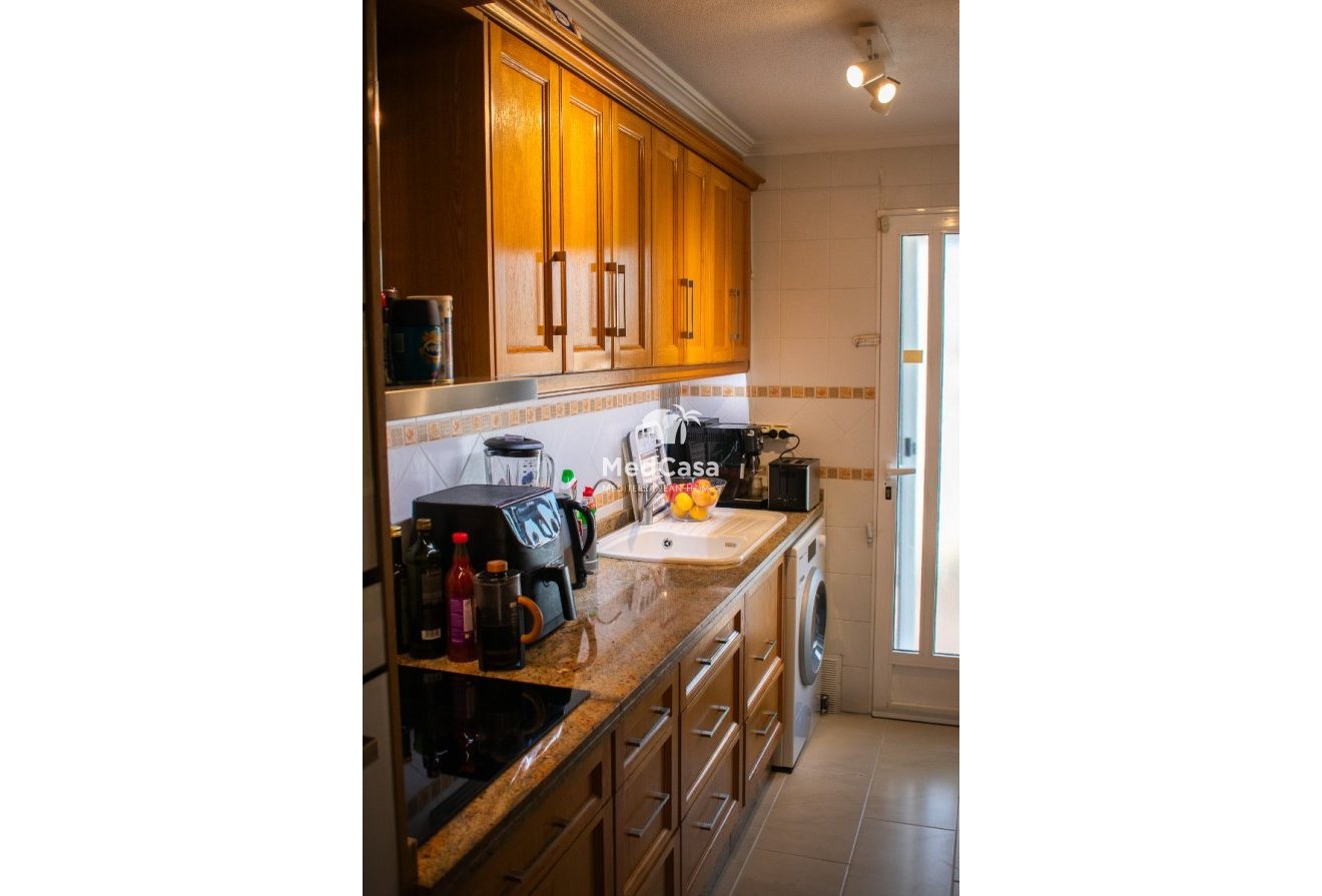 Resale - Townhouse -
Orihuela Costa - Los Dolses