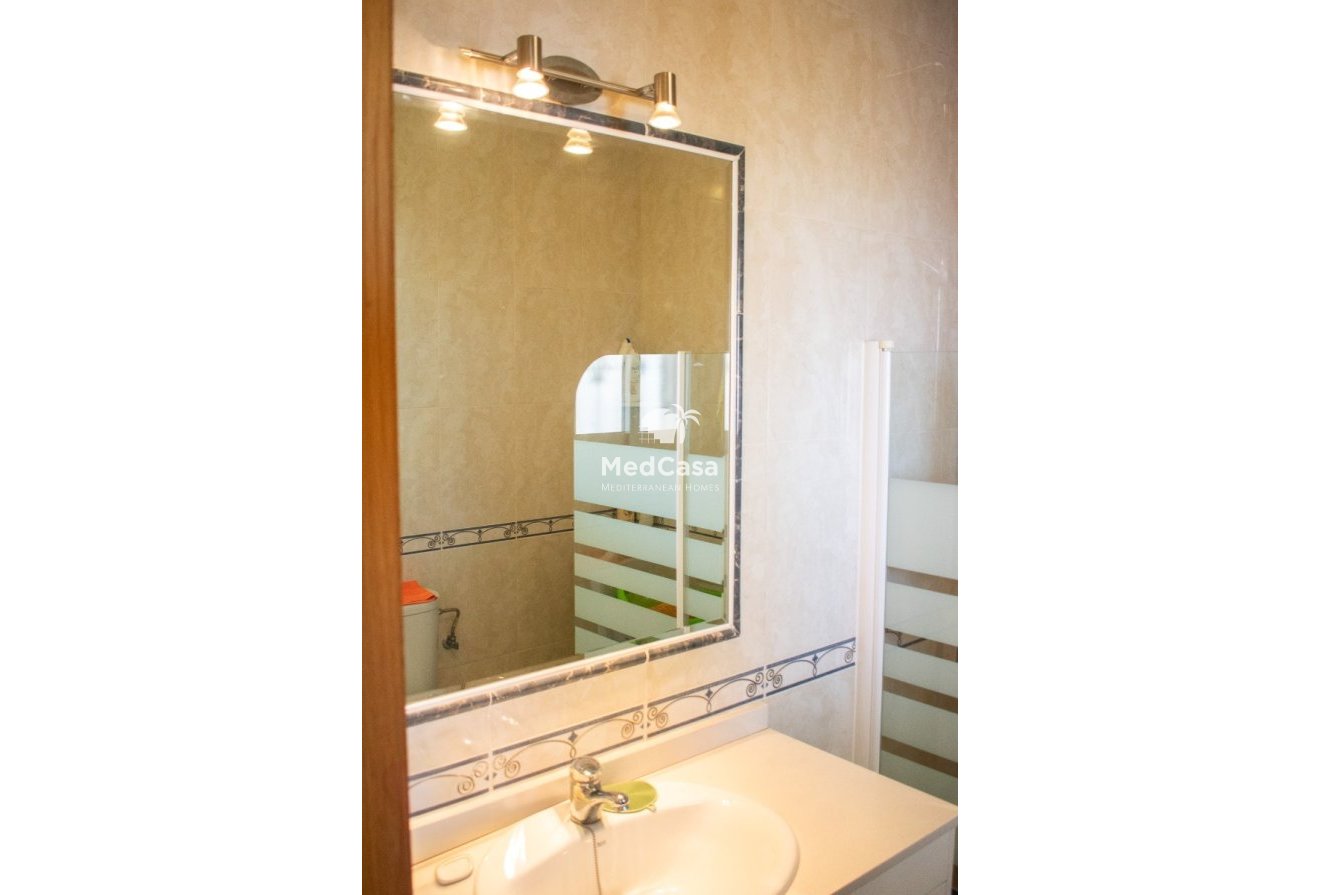 Resale - Townhouse -
Orihuela Costa - Los Dolses