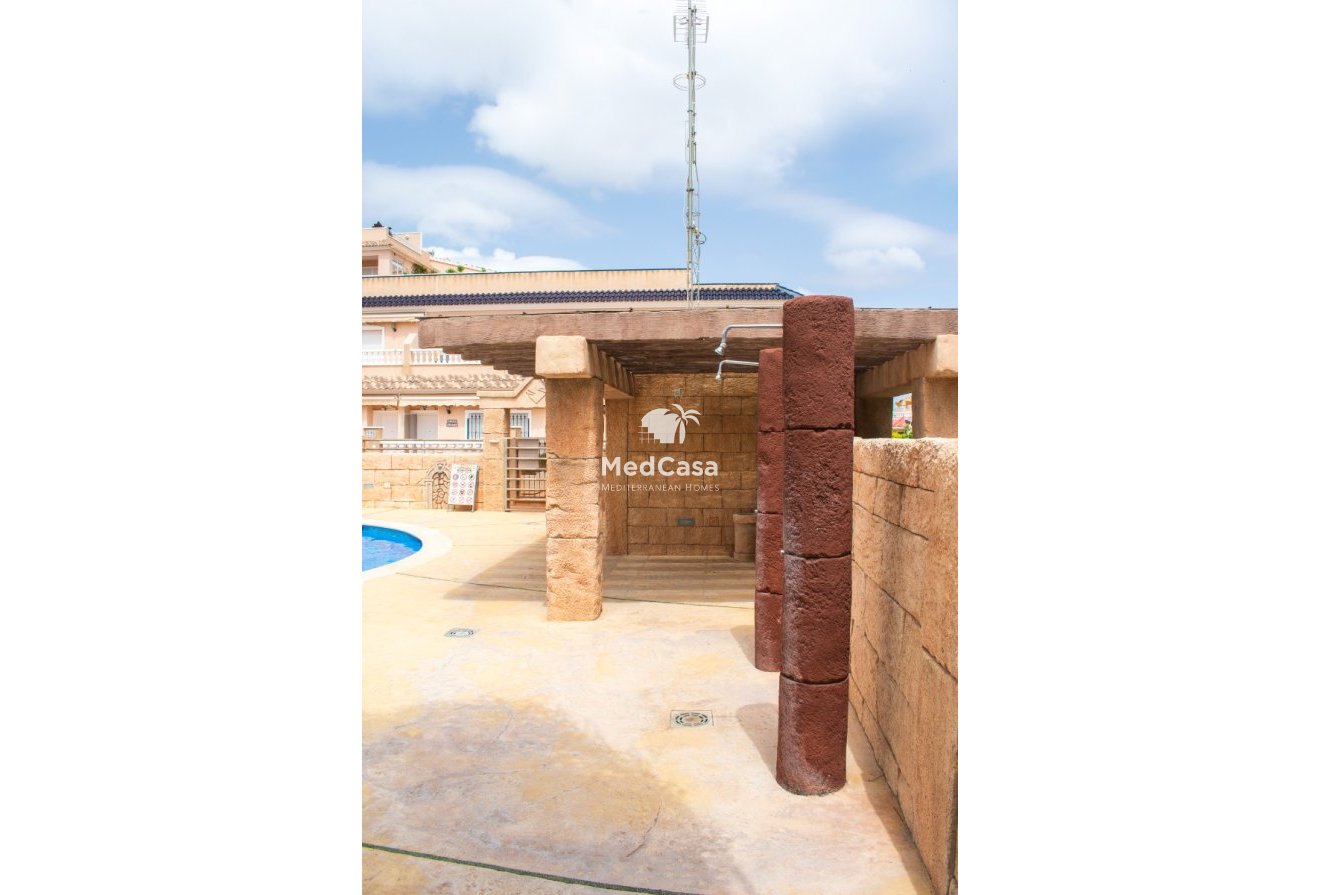 Resale - Townhouse -
Orihuela Costa - Los Dolses
