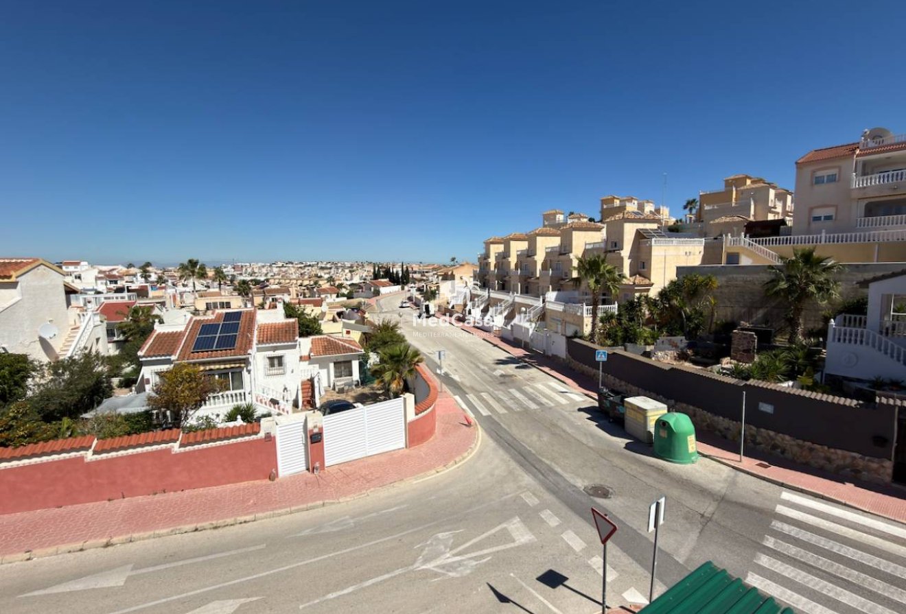 Segunda mano - Villa -
Ciudad Quesada - Rojales