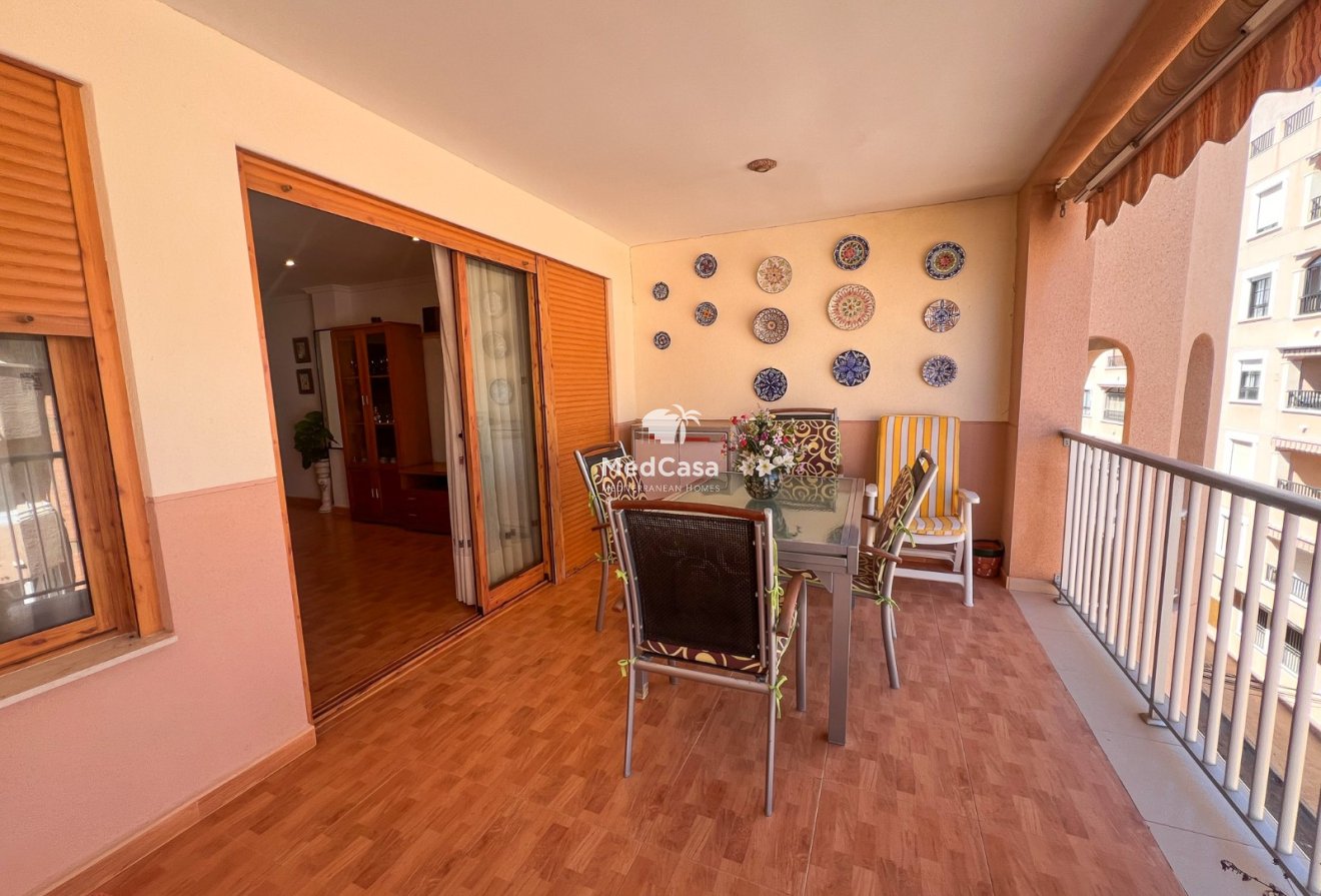 Resale - Apartment -
Guardamar del Segura - Playa Centro Guardamar