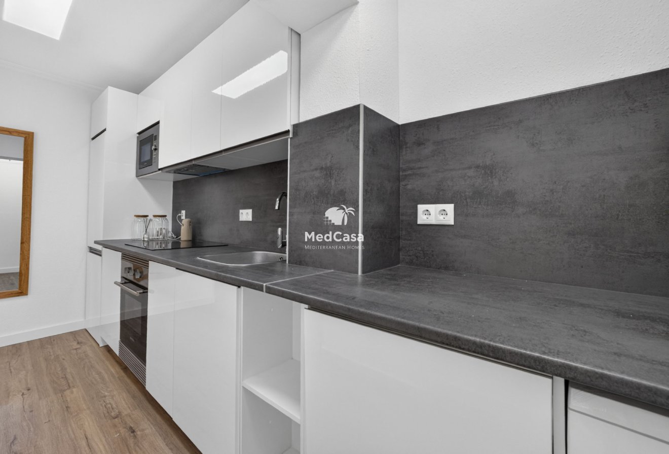 Segunda mano - Apartamento -
Orihuela Costa - Villamartín