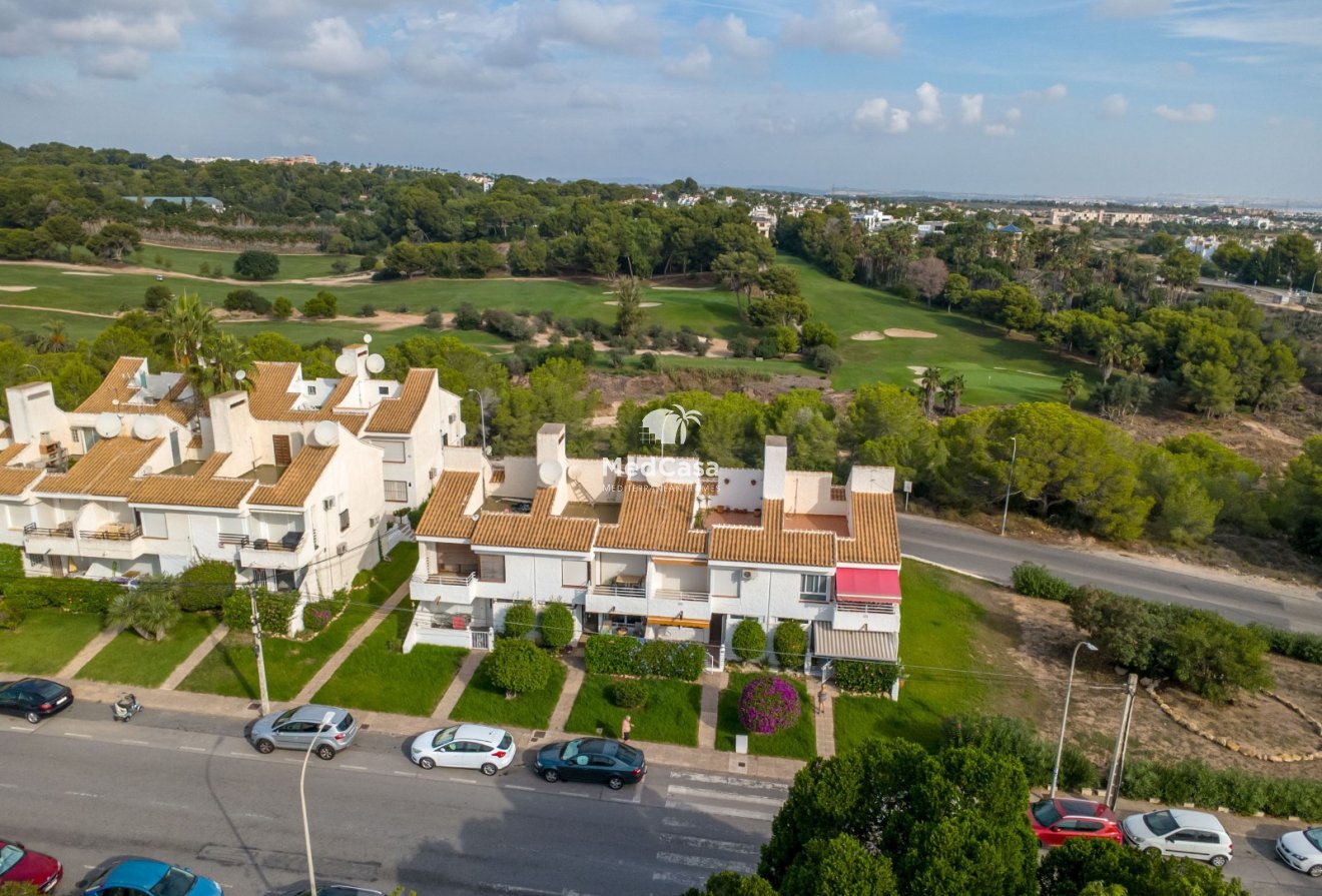 Segunda mano - Apartamento -
Orihuela Costa - Villamartín