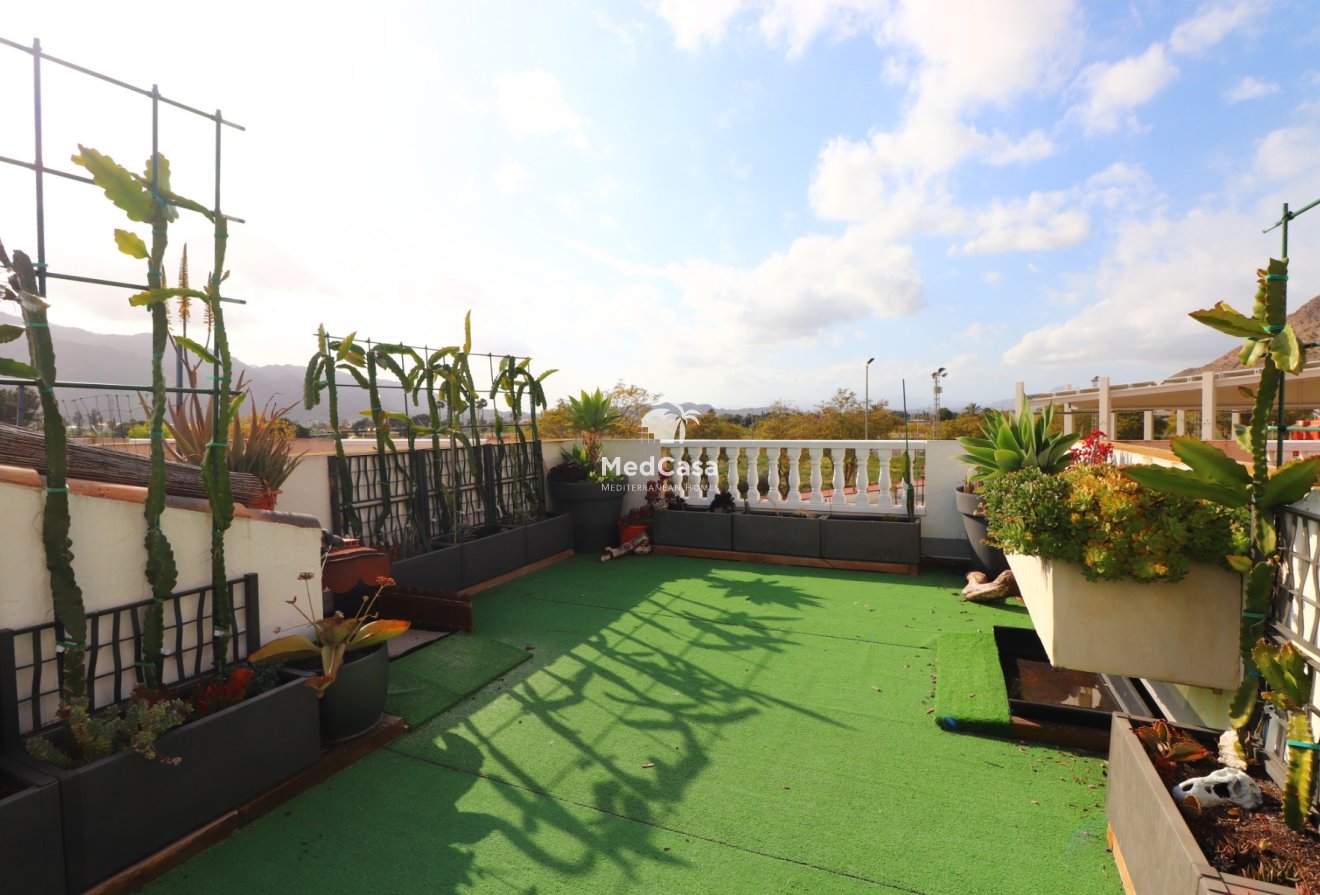 Resale - Townhouse -
Redován - Redovan - Town