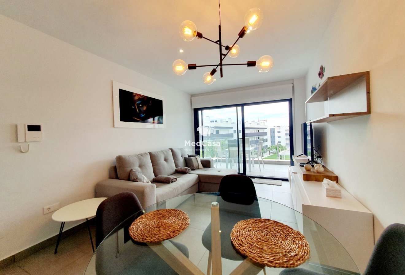 Segunda mano - Apartamento -
Orihuela Costa - Villamartín