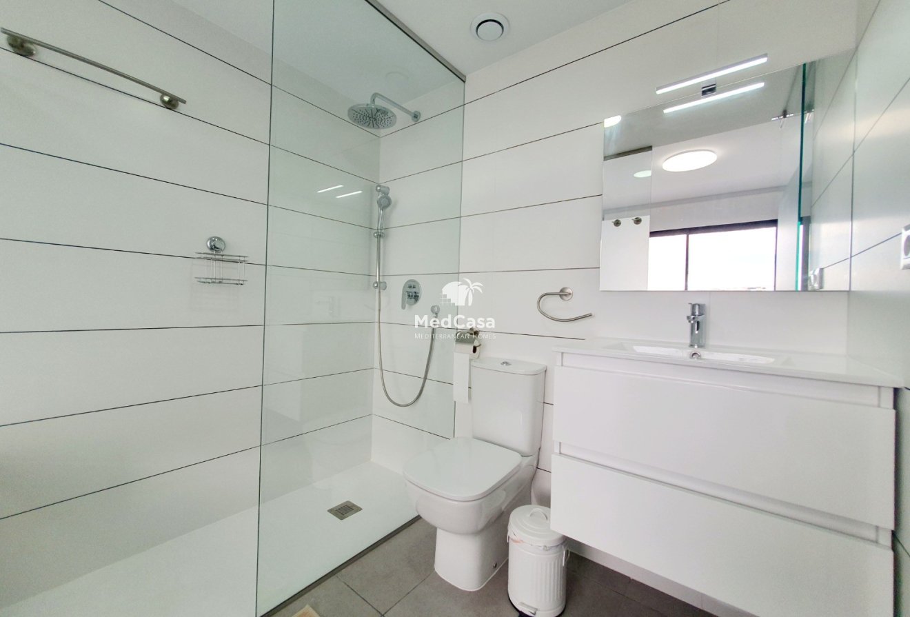 Segunda mano - Apartamento -
Orihuela Costa - Villamartín