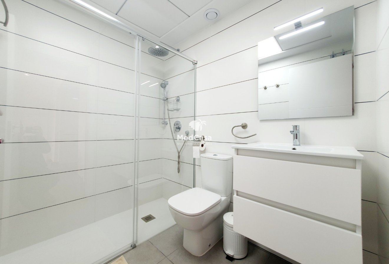 Segunda mano - Apartamento -
Orihuela Costa - Villamartín