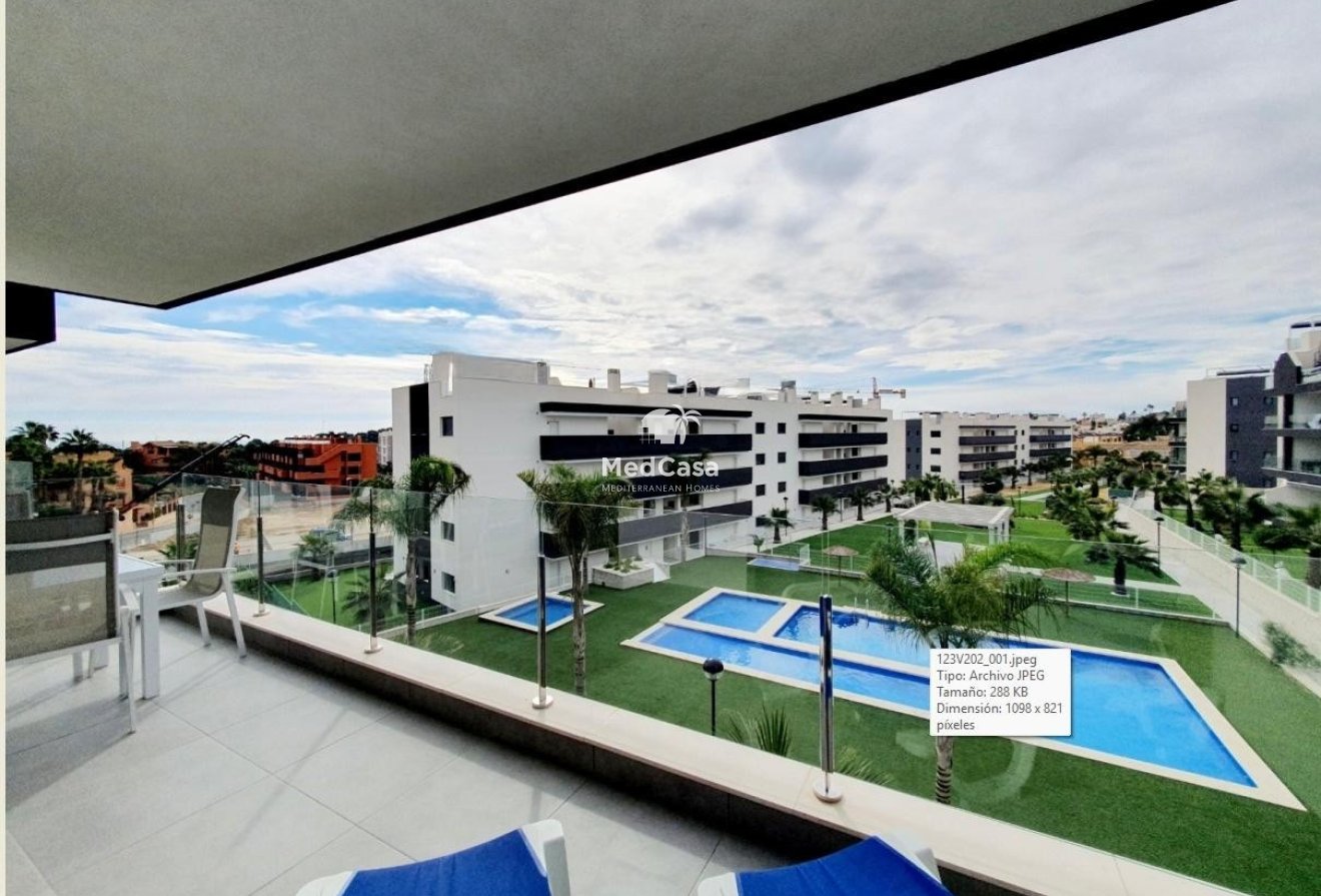 Segunda mano - Apartamento -
Orihuela Costa - Villamartín
