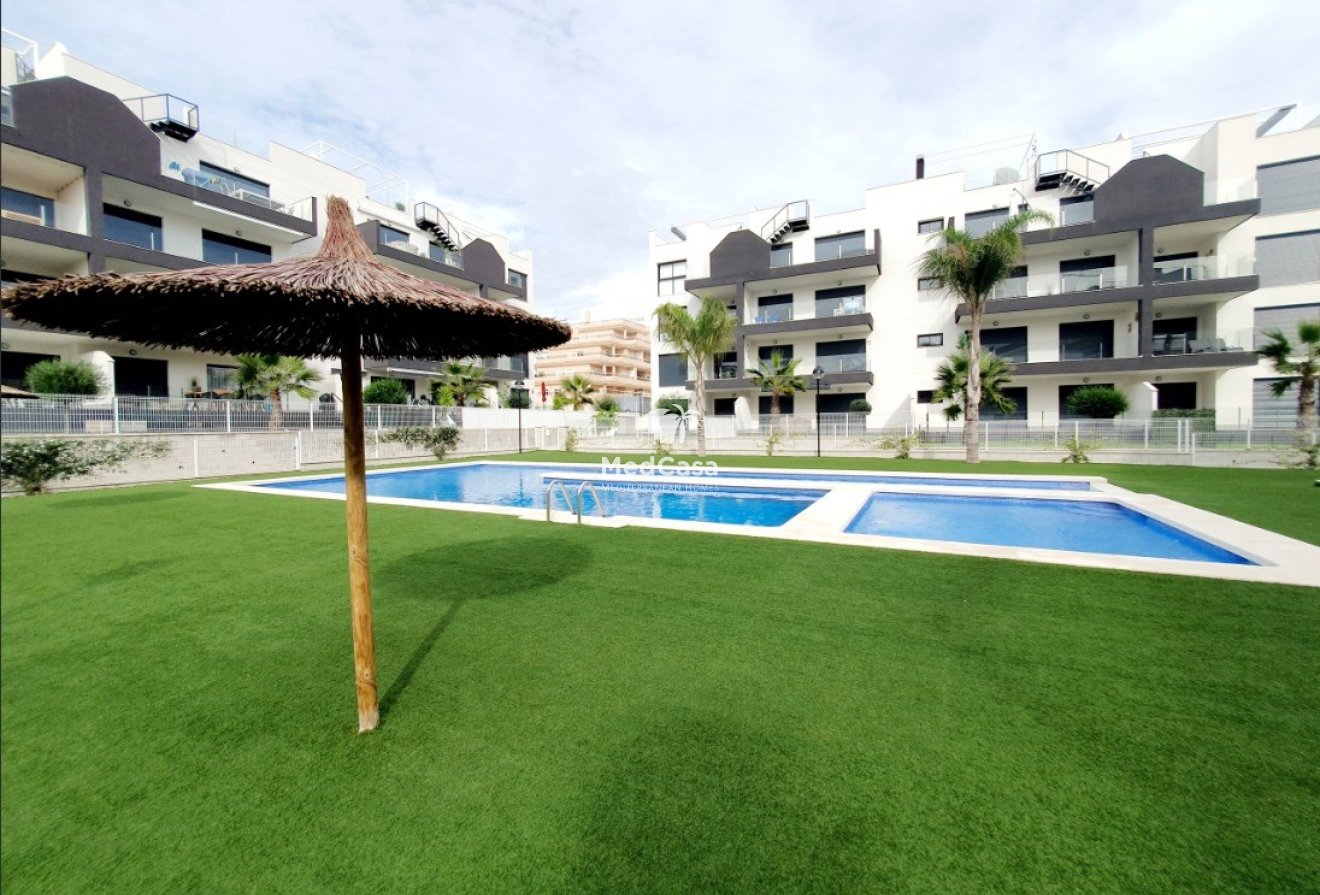 Segunda mano - Apartamento -
Orihuela Costa - Villamartín