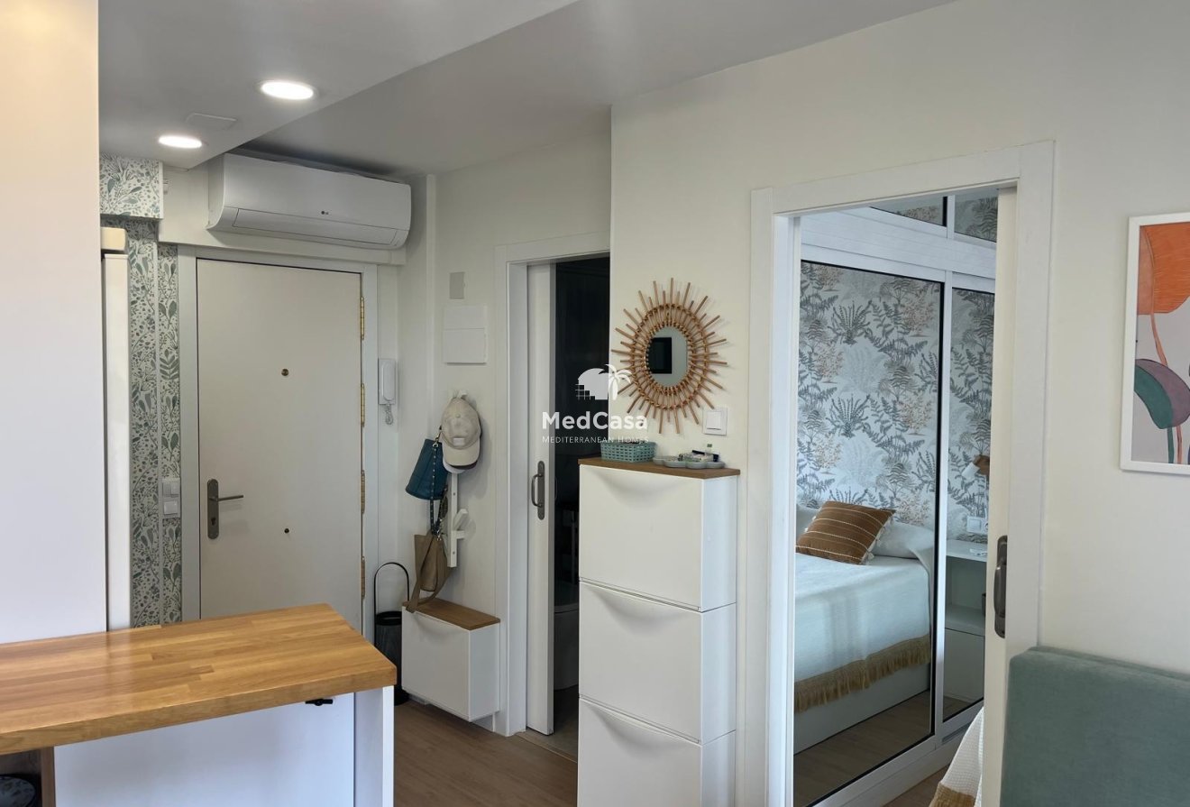 Segunda mano - Apartamento -
Benidorm - Levante