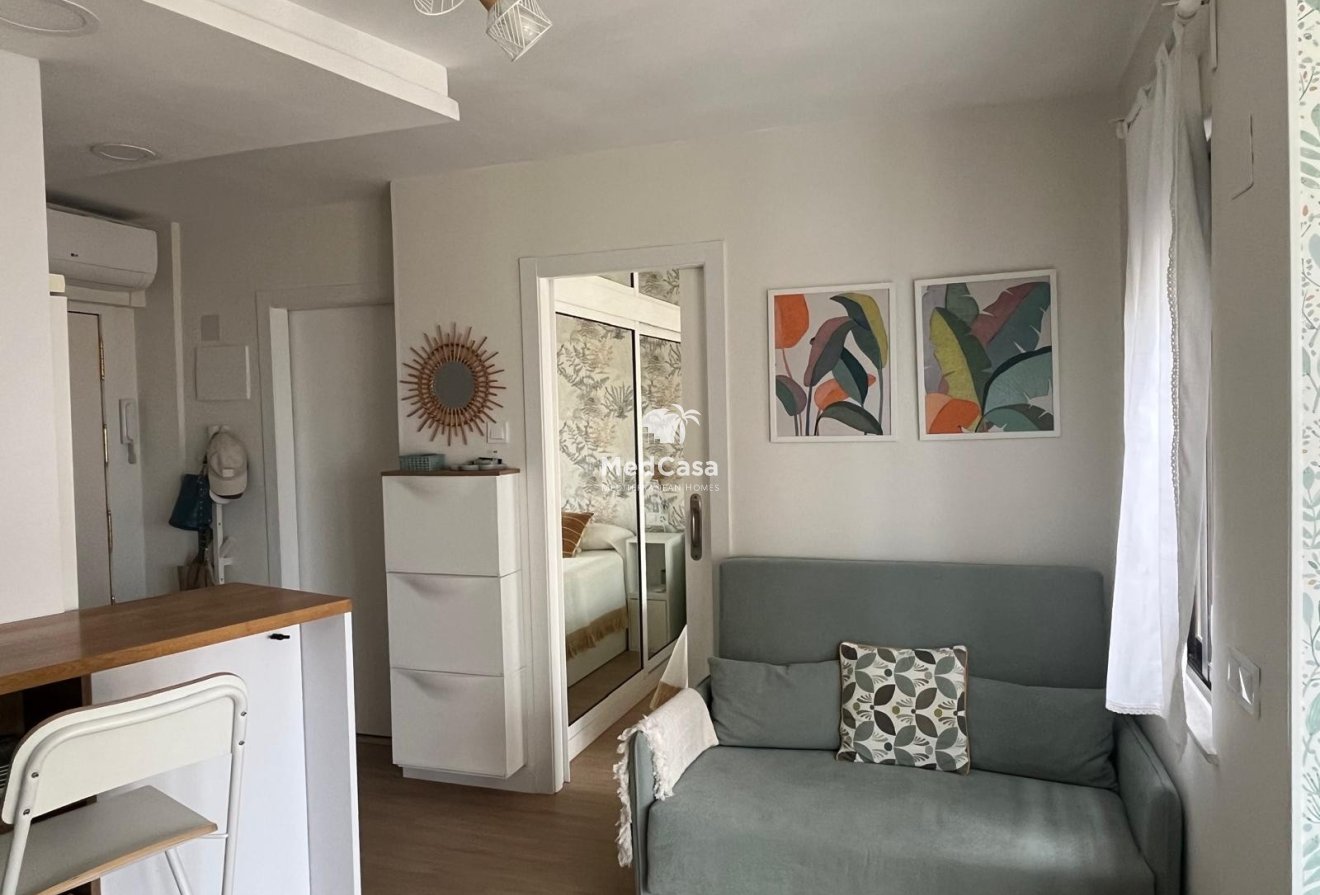 Segunda mano - Apartamento -
Benidorm - Levante