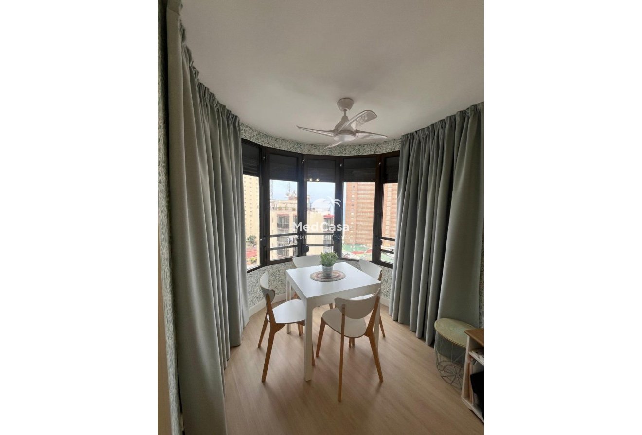 Segunda mano - Apartamento -
Benidorm - Levante