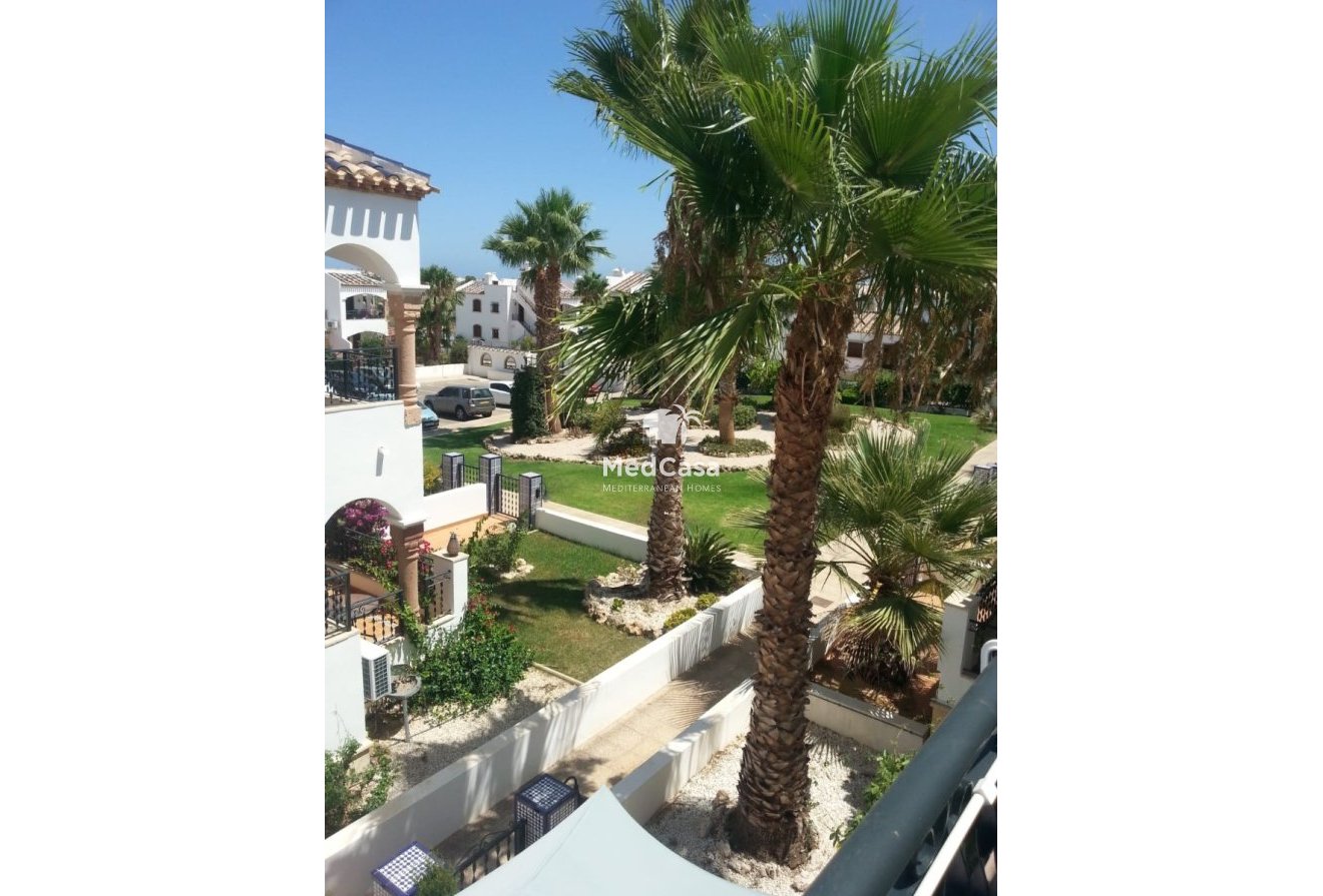 Segunda mano - Apartment / Duplex -
Orihuela Costa - Villamartín